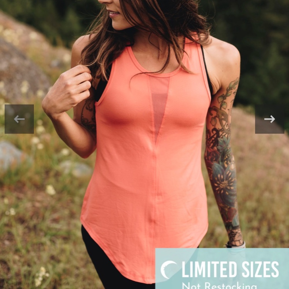 ZYIA Coral Effortless Tank